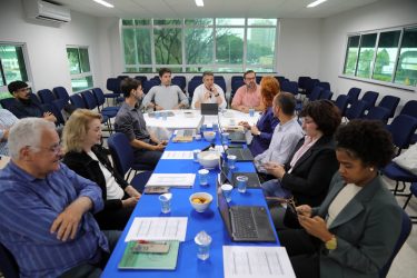 25_11_2024_SEMOB Recebe Banco mundial Financiamento de Onibus Eletricos_Fot Bruno Concha_Secom_Pms (3)